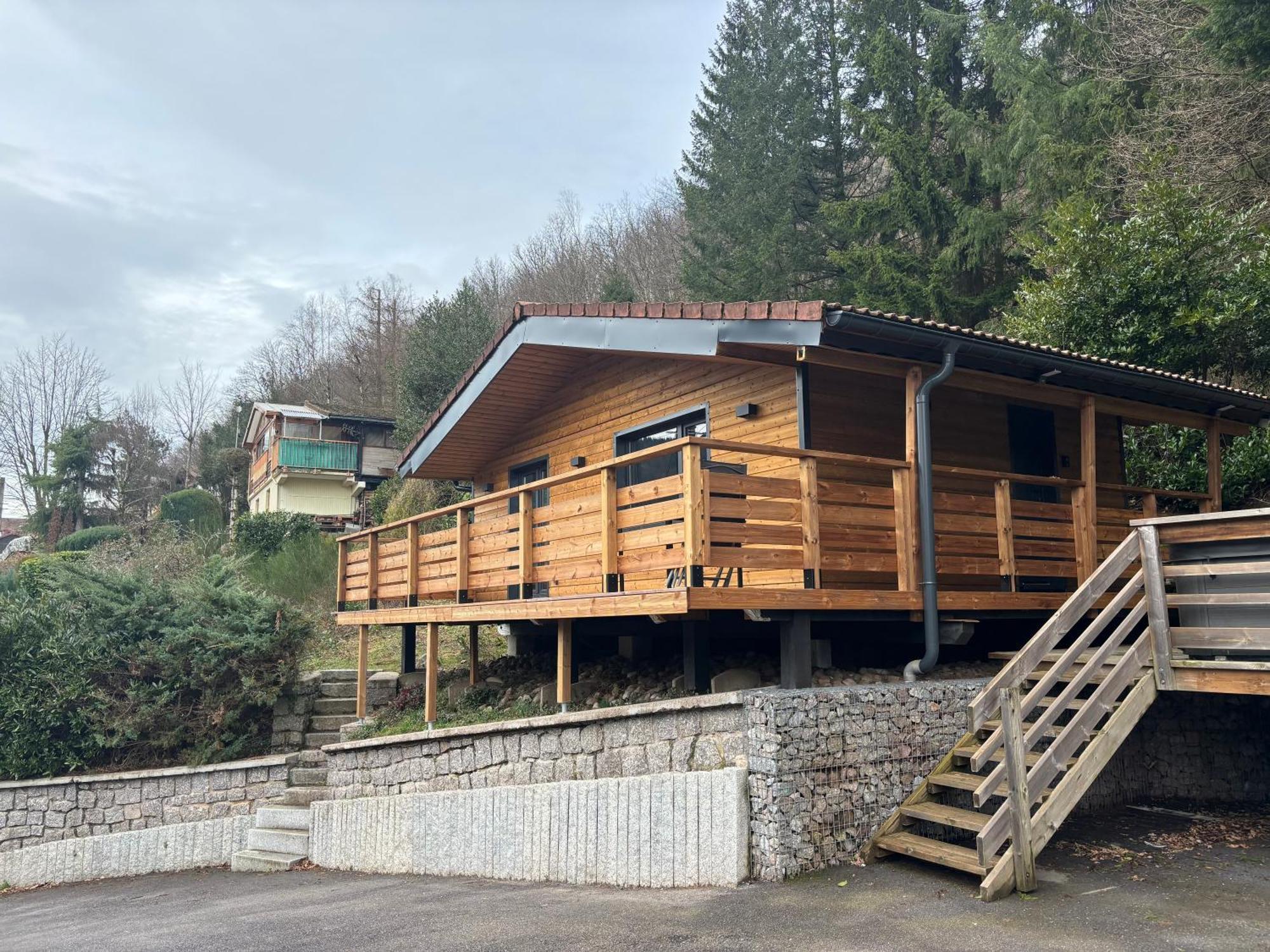 Chalet Du Faubourg & Jacuzzi, Proximite Gerardmer & La Bresse Rochesson Экстерьер фото